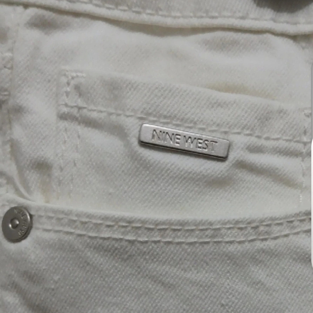 Nine West Women's White Slim Fit Cropped Jeans - Picture 5 of 8